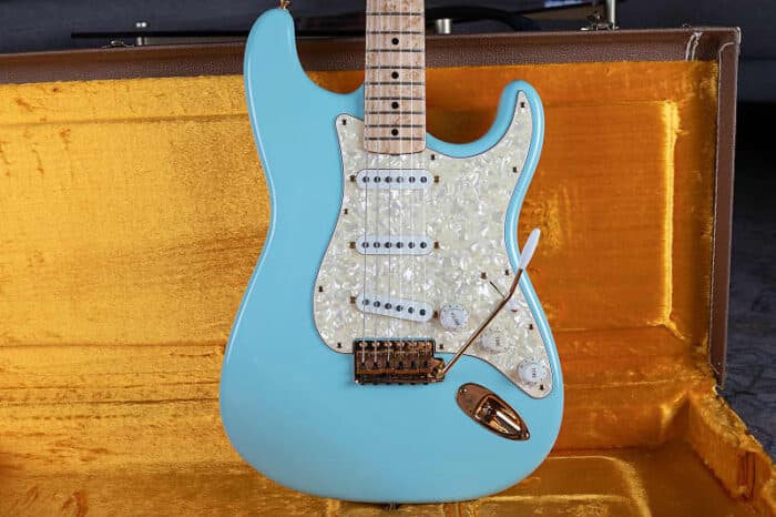 #4 of 5! Fender Custom Shop Masterbuilt Golden Celebration 58' Stratocaster 1997 - Daphne Blue