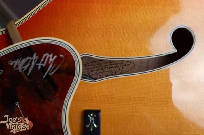 Gibson Super 4000 1997 - Honey Burst - Image 7