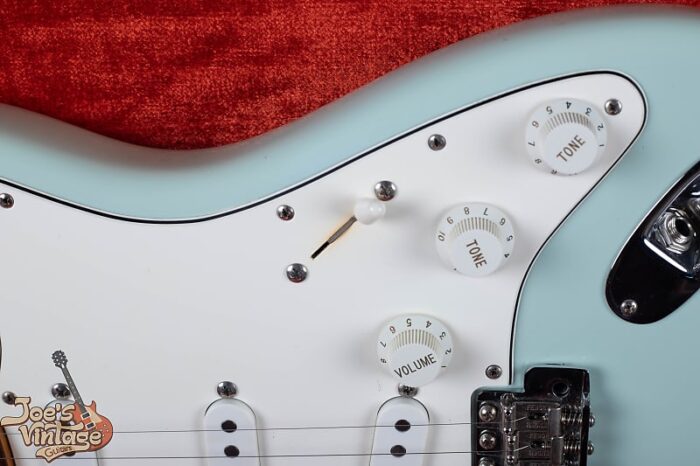 Fender Custom Shop 65 Reissue Stratocaster 1998 - Daphne Blue - Image 10