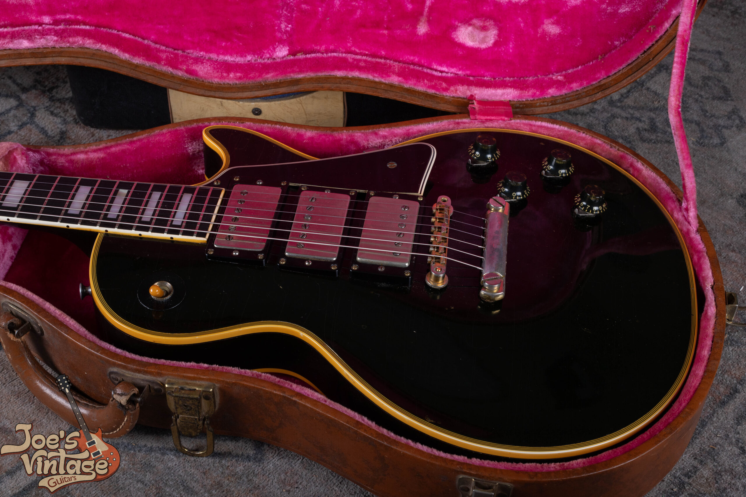 Vintage 1980 Gibson Les Paul Custom - Ebony with Chrome Hardware